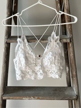 FREE PEOPLE | White Lace Bralette